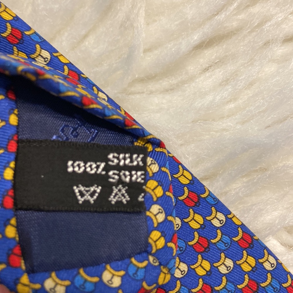 Salvatore Ferragamo Man 100% silk tie it’s very beautiful and colorful - Picture 8 of 16